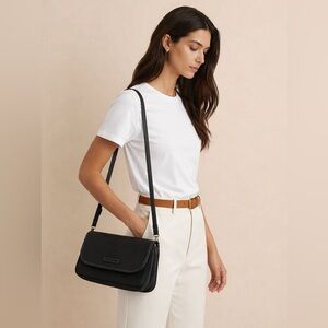 Dooney & Bourke Cabriolet Black Canvas Crossbody Clutch Leather Handbag Bag